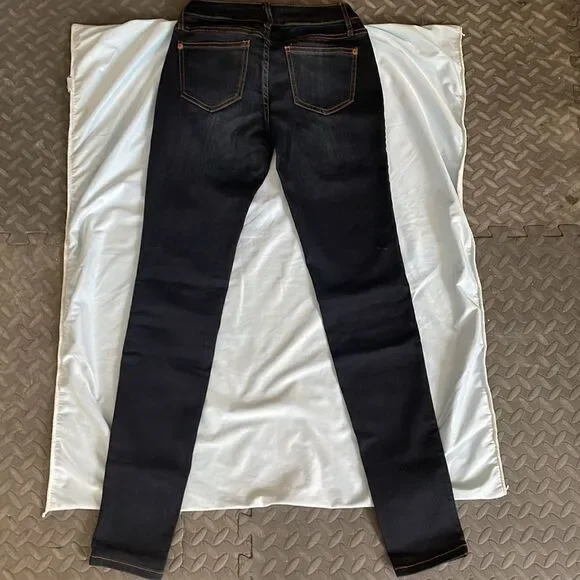 Dark blue stretchy skinny jeans with faded designer spots never worn size 3 - Picture 5 of 6